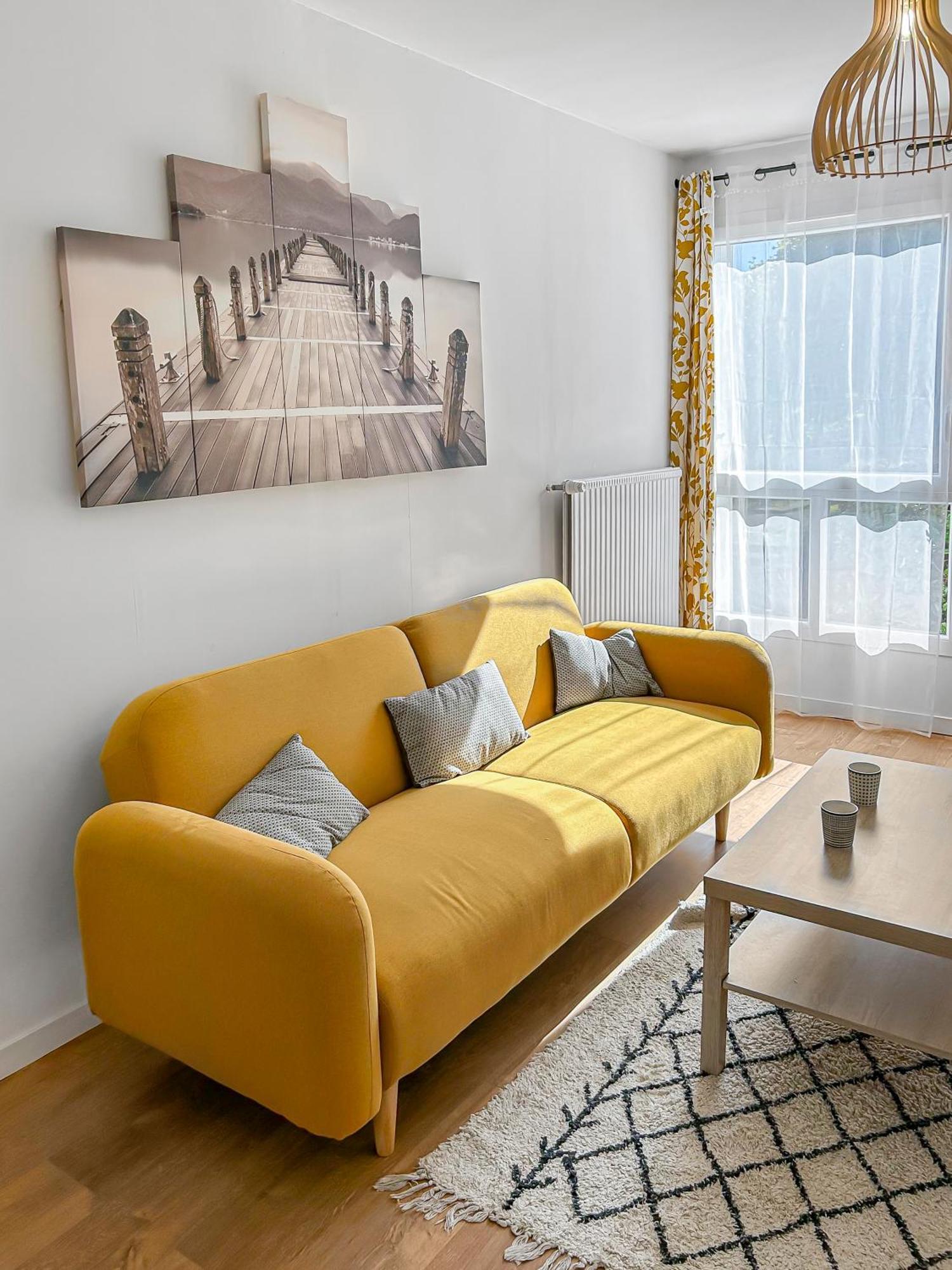 Appartement Lumineux, Wi-Fi Et Parking Prive Ниор Екстериор снимка