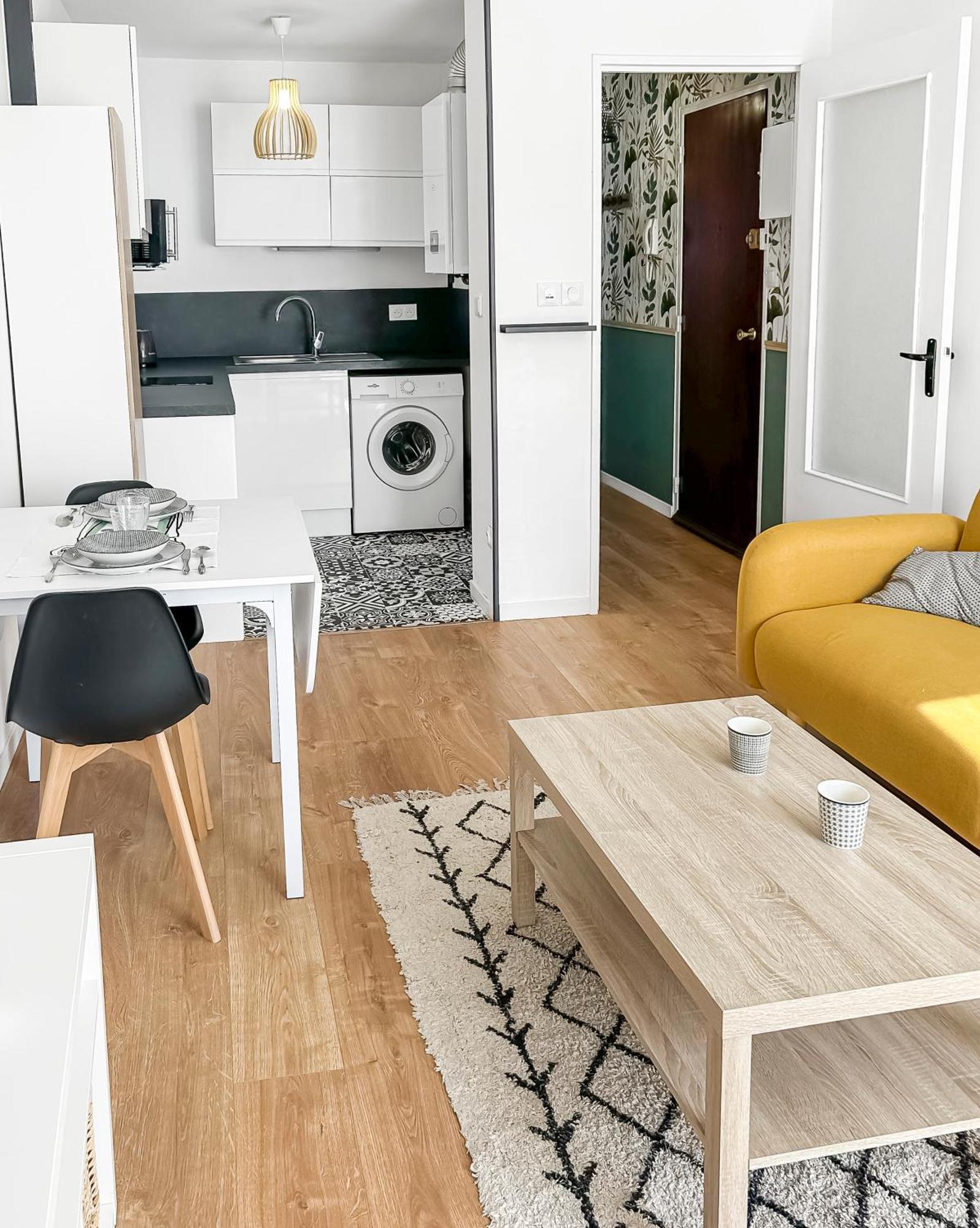 Appartement Lumineux, Wi-Fi Et Parking Prive Ниор Екстериор снимка